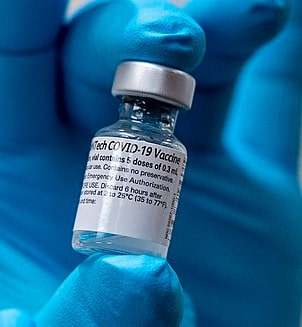 A BioNTech/Pfizer SARS-CoV-2-vakcina forráskódjának visszafejtése
